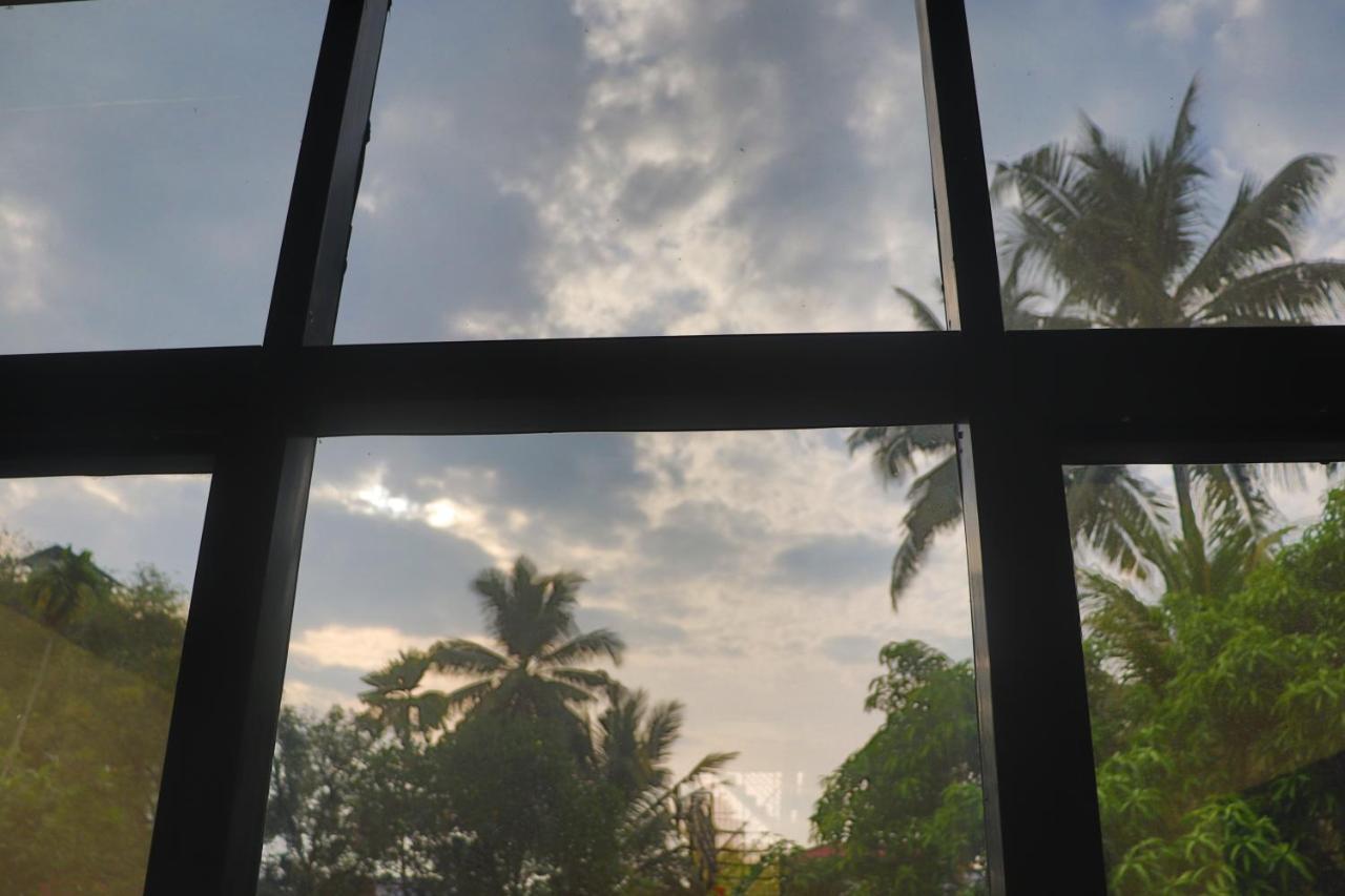 Hotel Noah'S Ark Kochi Exteriér fotografie